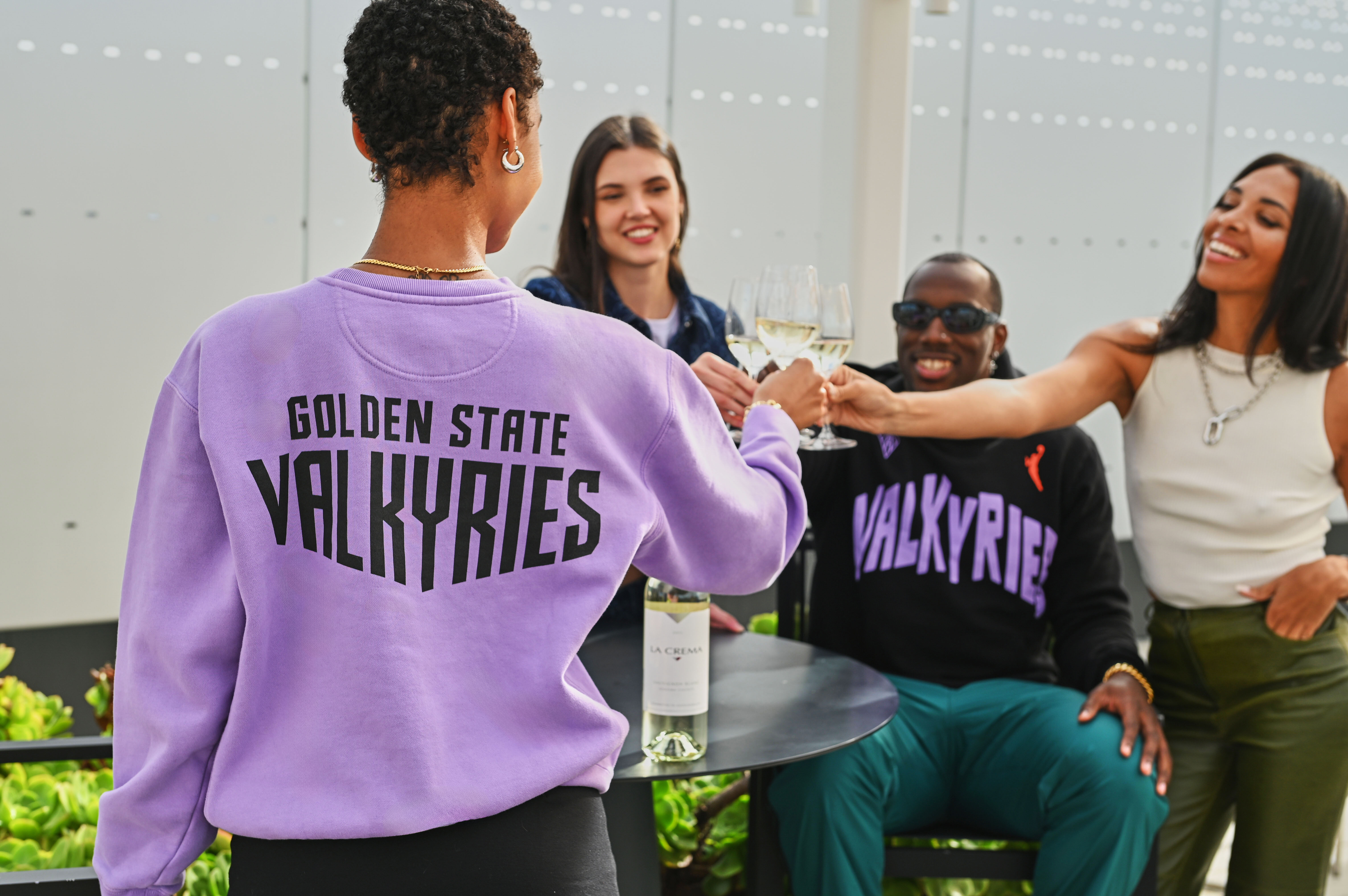 La Crema Valkyrie friends cheers