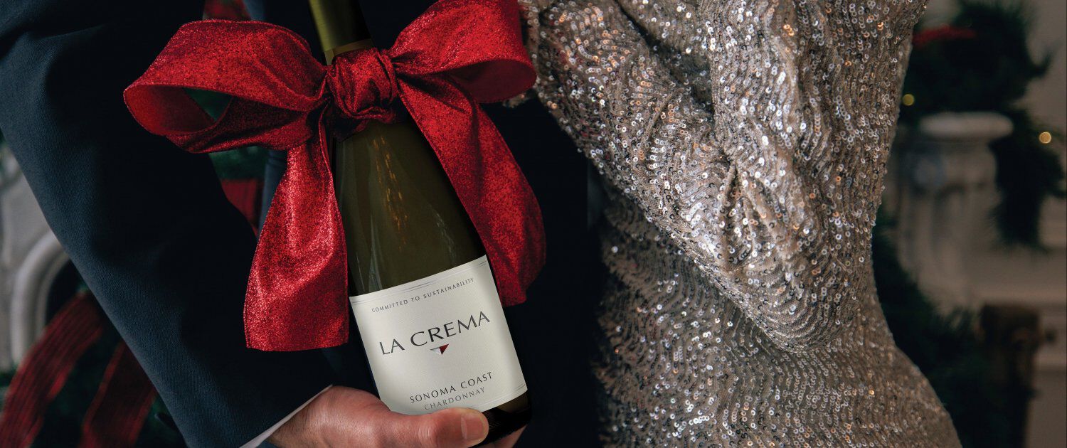 Holiday bow on La Crema wine Holiday bow on La Crema wine
