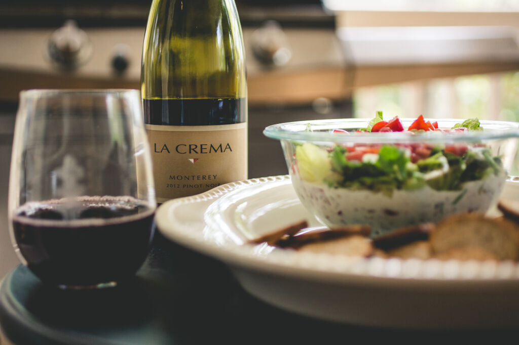 BLT dip with Pinot Noir wine