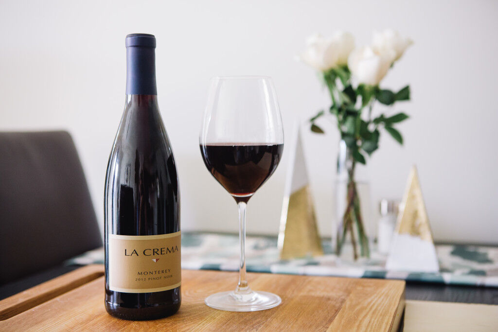La Crema pinot noir wine