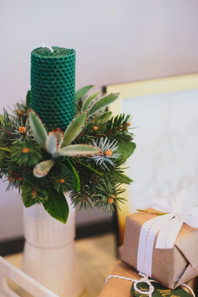 Modern holiday decor