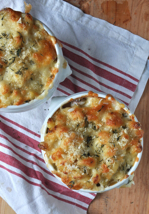 Crab mac and cheese