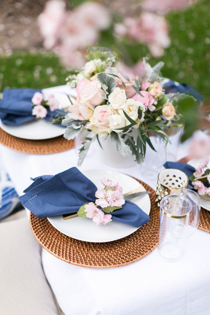 Picnic tablescape