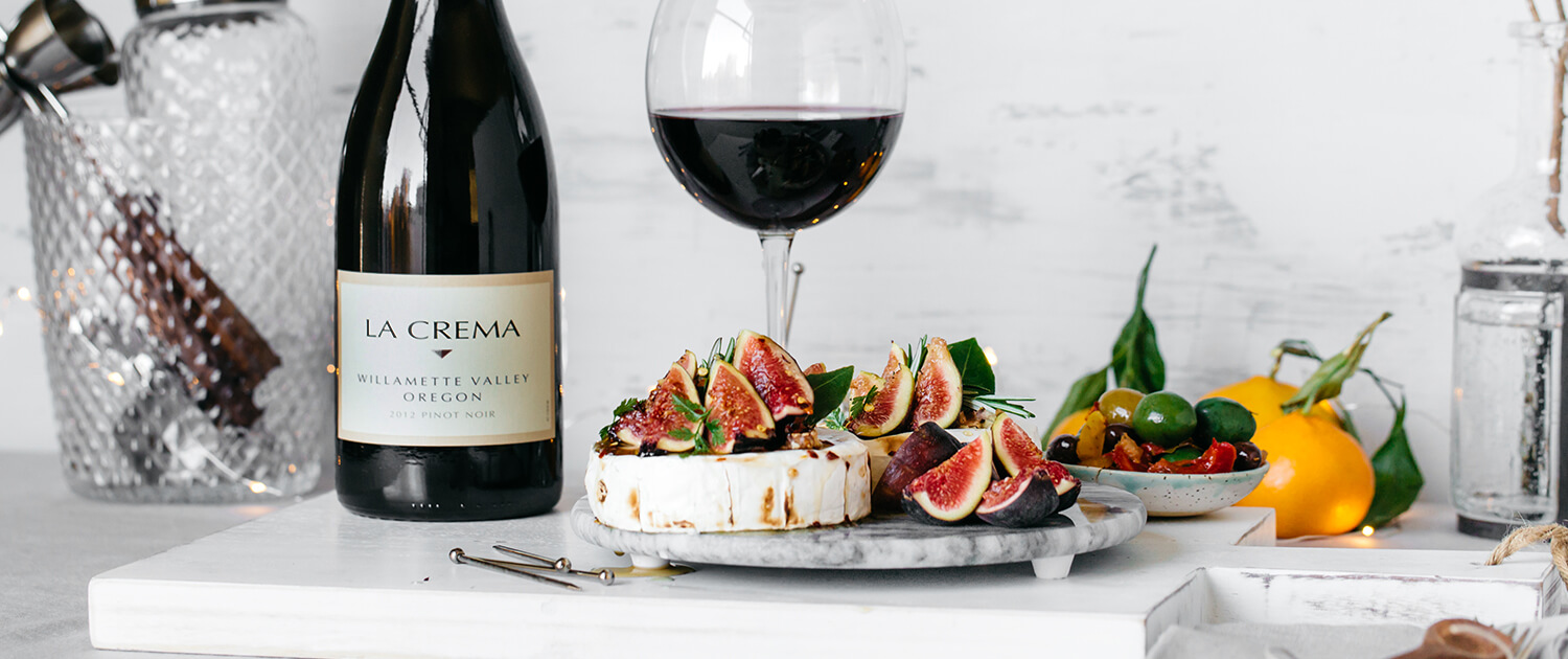 baked brie with pinot noir
