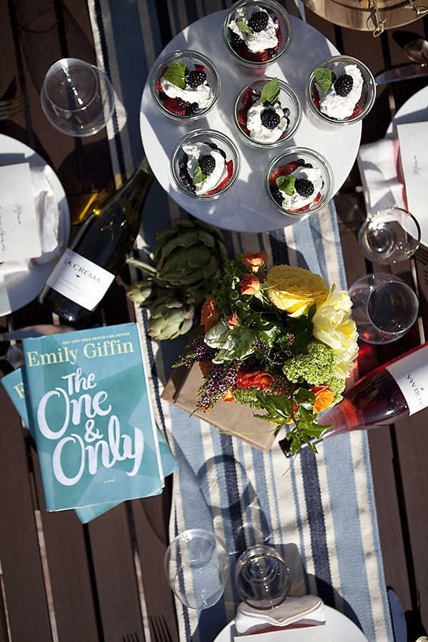 we created a book club-inspired outdoor table setting and menu featuring La Crema Wines and Emily Giffin’s new novel, The One & Only.