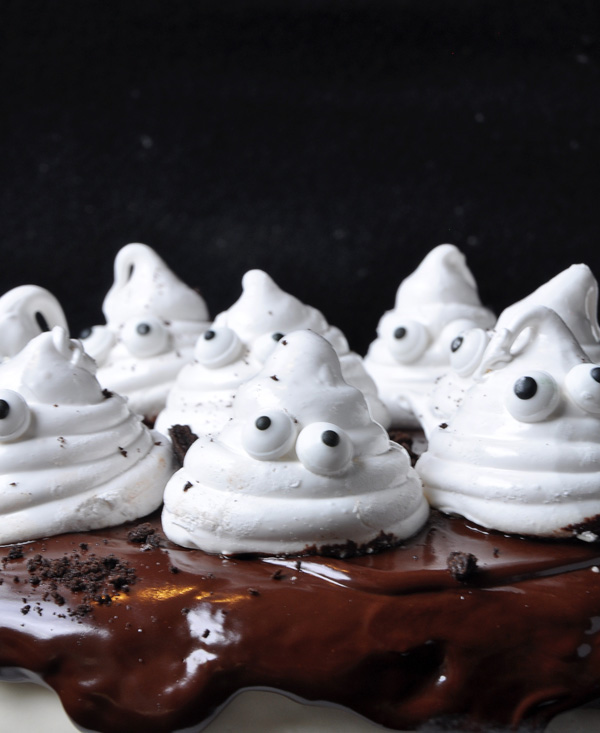 Chocolate Cake with Homemade Marshmallow Ghosts