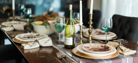5 Terrific Tips to Make Thanksgiving Entertaining a Breeze