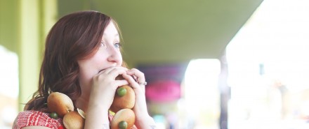 Bread Roll and Olive Snack Necklace DIY