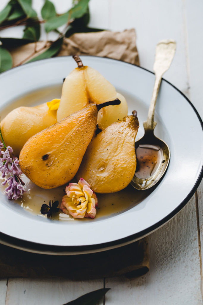 Simple and delicious Jasmine White Wine Poached Pears