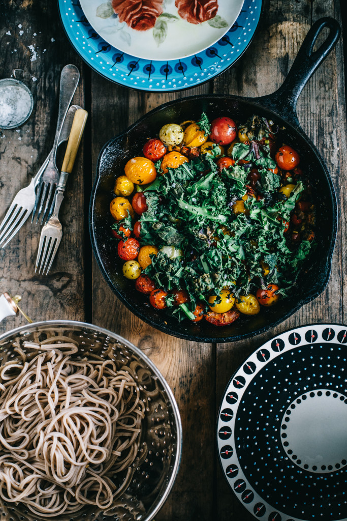 Farmers Market Soba Noodles with Spicy Chimichurri and Crispy Kale