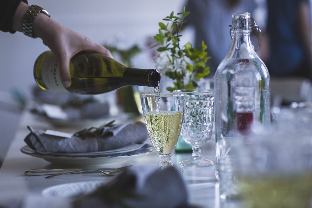 La Crema Sonoma Coast Chardonnay paired with Mixed Greens Salad with Shaved Fennel and Radishes