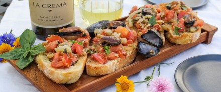 Italian Seafood Dinner: Mussels Bruschetta