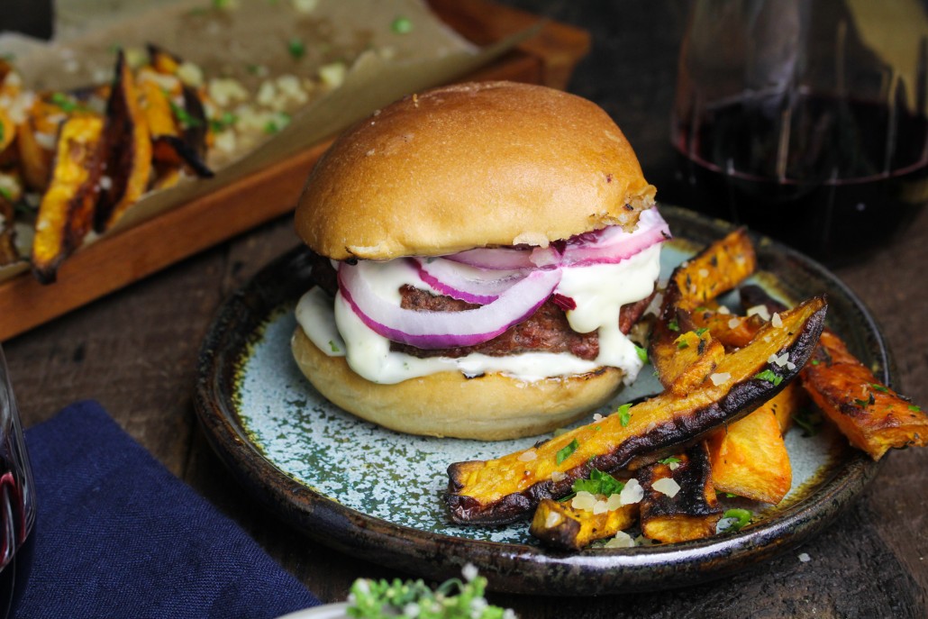 Greek Lamb Burgers with Lemon Garlic Aioli