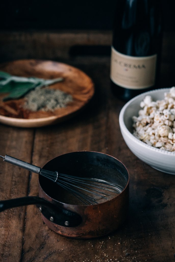 Spiced Popcorn: Pepper and Caramel