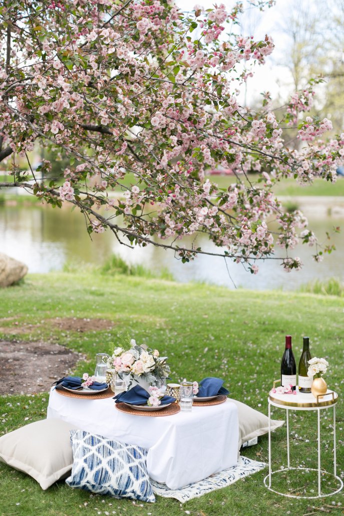 Entertaining with La Crema: Hosting an epically glamorous spring picnic