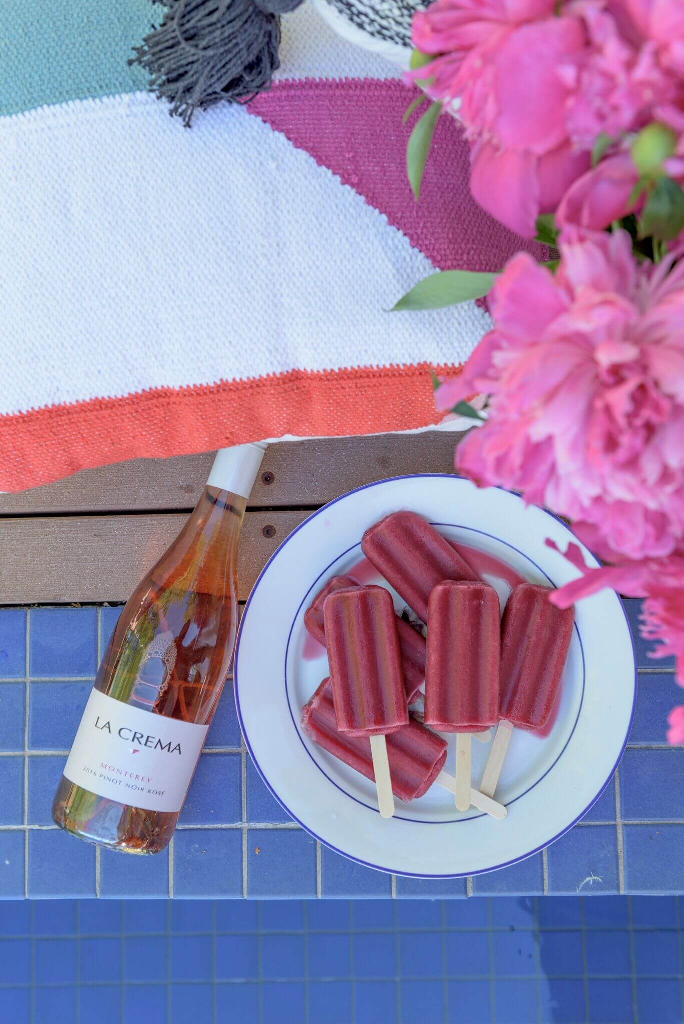 Top 14 Summer Recipes Roundup: Rosé Popsicles