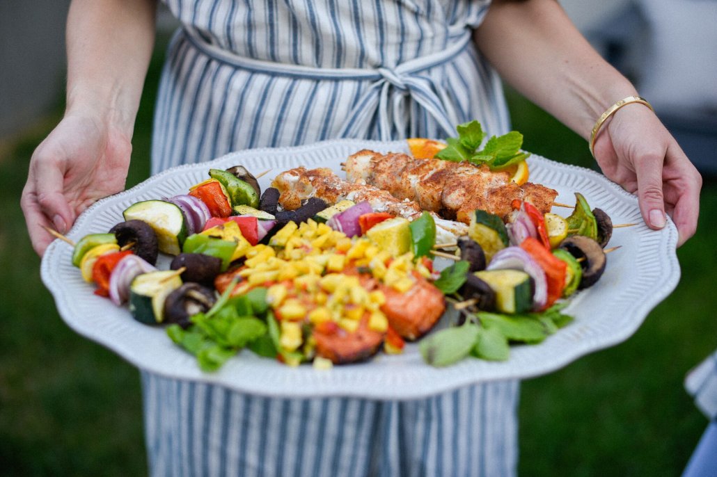 Hosting a Simple and Stylish Backyard BBQ